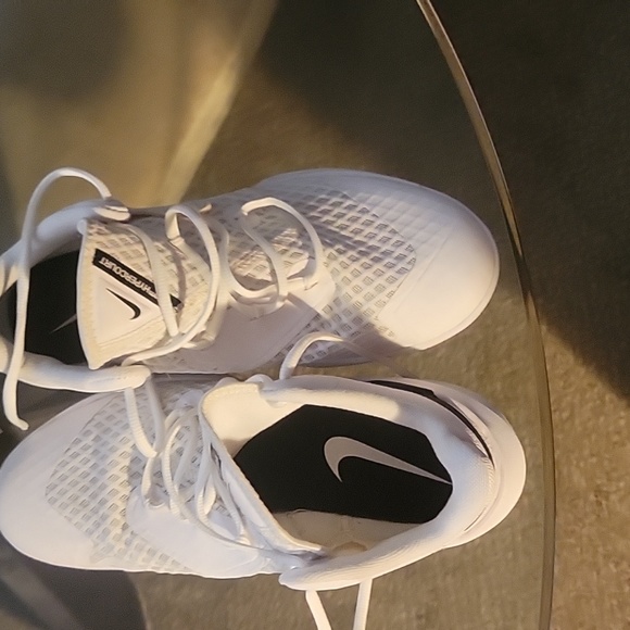 Woman's Nike Zoom Hypercourt shoes - Picture 3 of 3